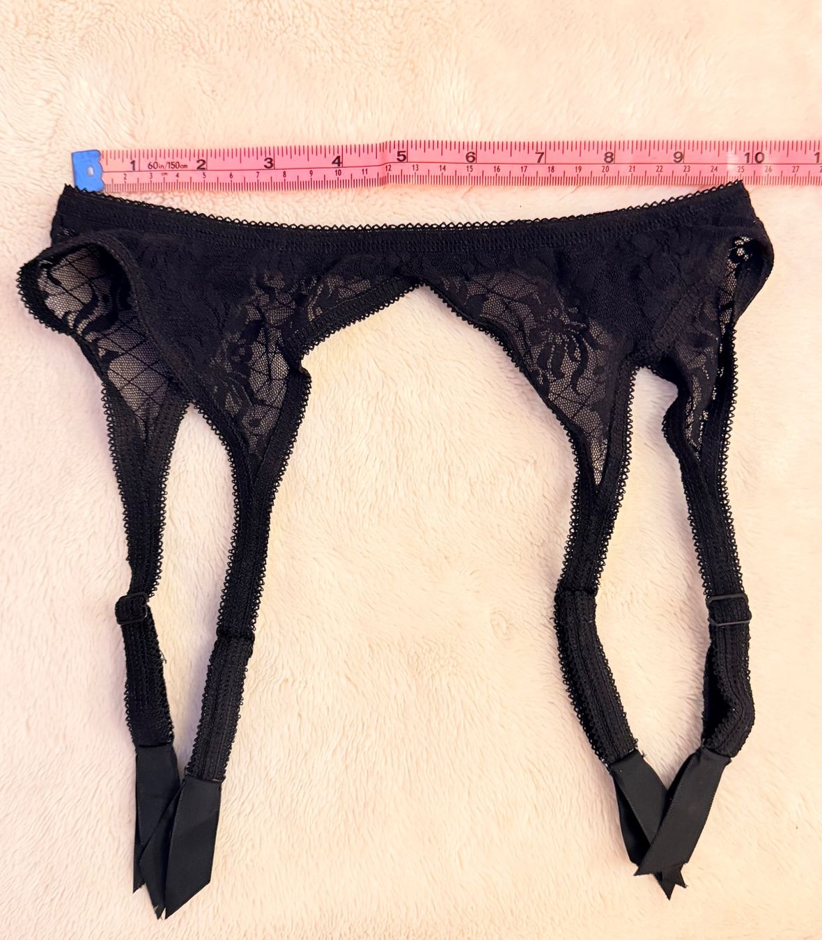 Altra biancheria intima: Antiker Strumpfhalter – Usato da Würenlos venduto da Abracadabra26 2