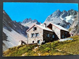 Leutschachhütte SAC Zimmerberg mit Saaspass und Saasgrat