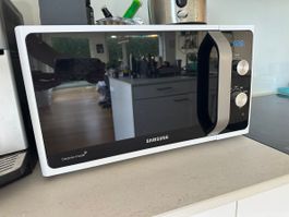 Samsung Microwave Ceramic Inside White 800W used