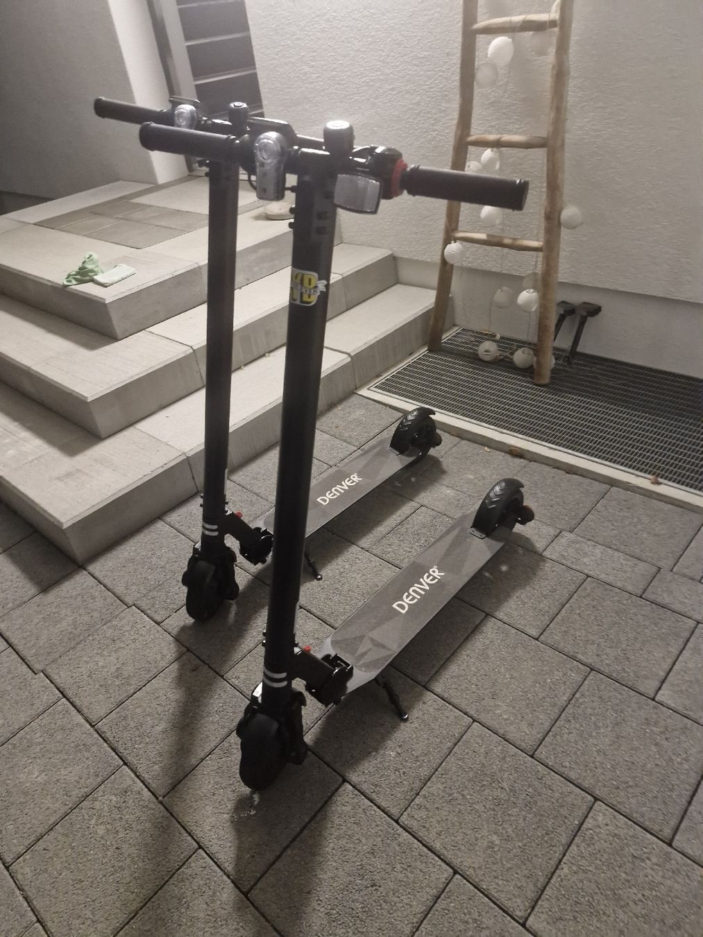 Scooter: 2 E-Scooter Denver – Usato da Boenigen venduto da ful_nxp9