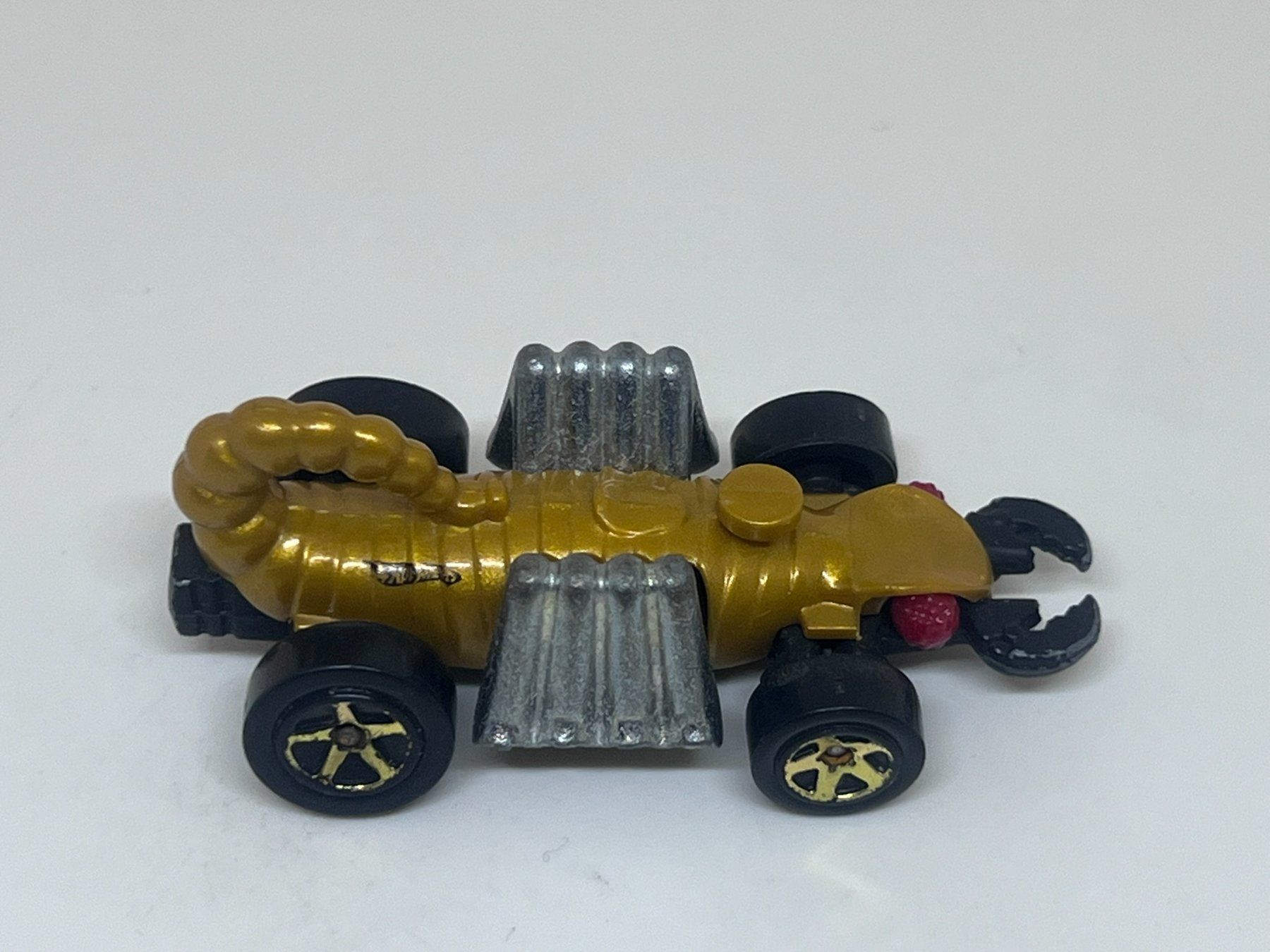 Hot Wheels Modellini d'auto: Hot Wheels Eevil Weevil #491 – Usato da Wildegg venduto da LaaBoutique 1