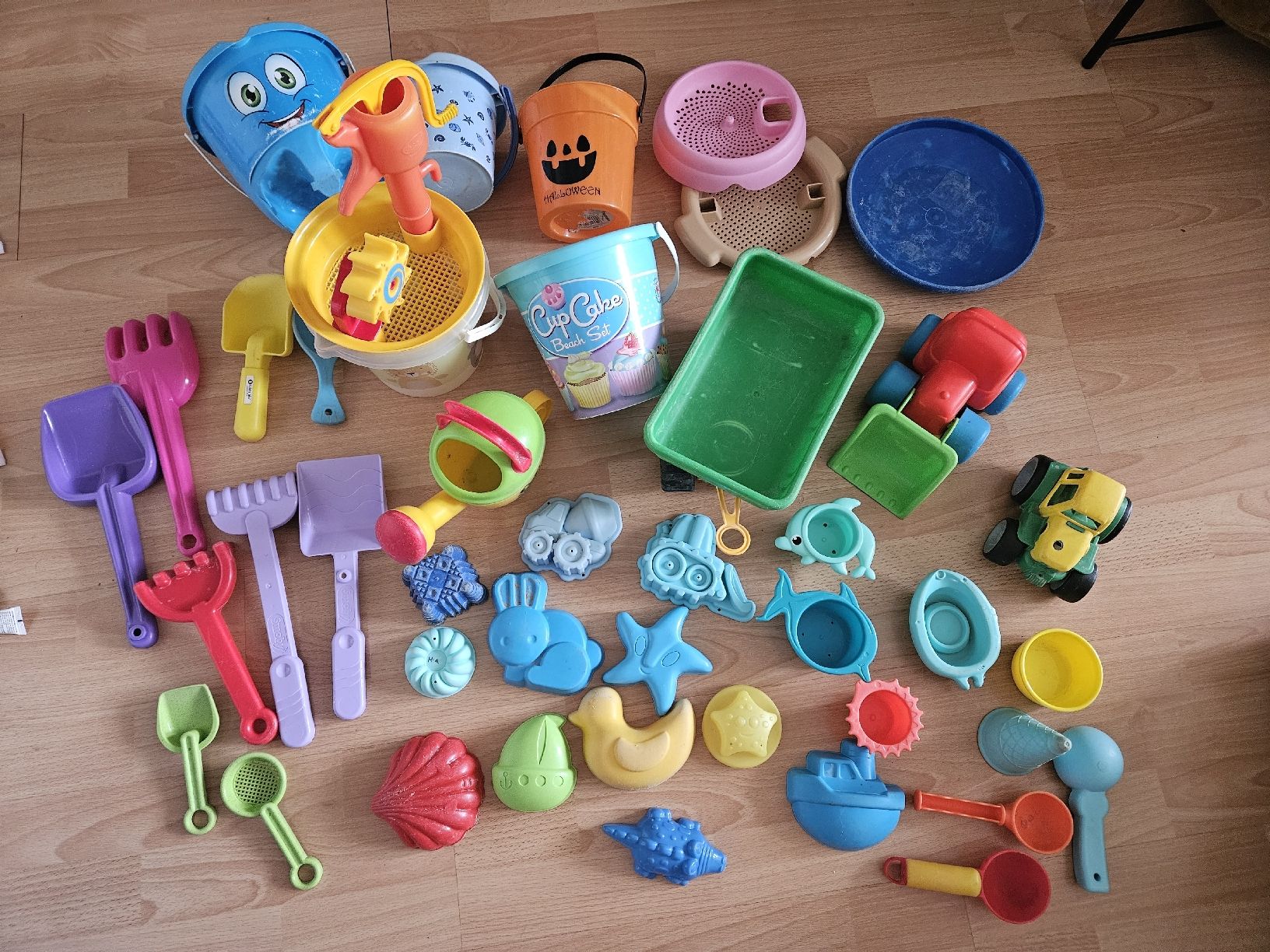 Spielzeuge: Sandspielzeug – Gebraucht aus Zürich von Kris8050