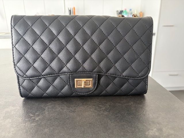 Altro in  Abbigliamento & Accessori: Sac à main bandoulière – Usato da Dompierre FR venduto da Laetitia1999