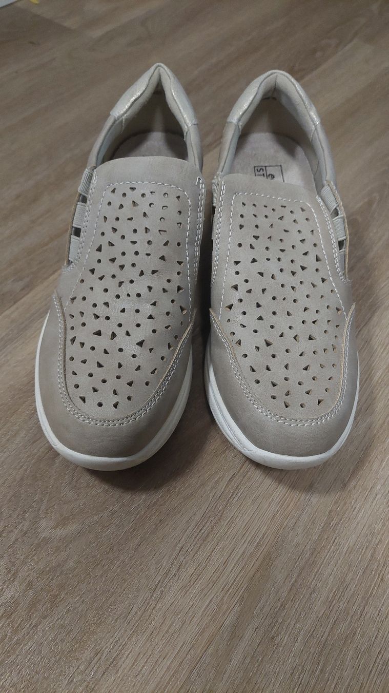 Scarpe da donna: Easy Street schuhe Gr.37 – Usato da Seftigen venduto da bendzsy91 1