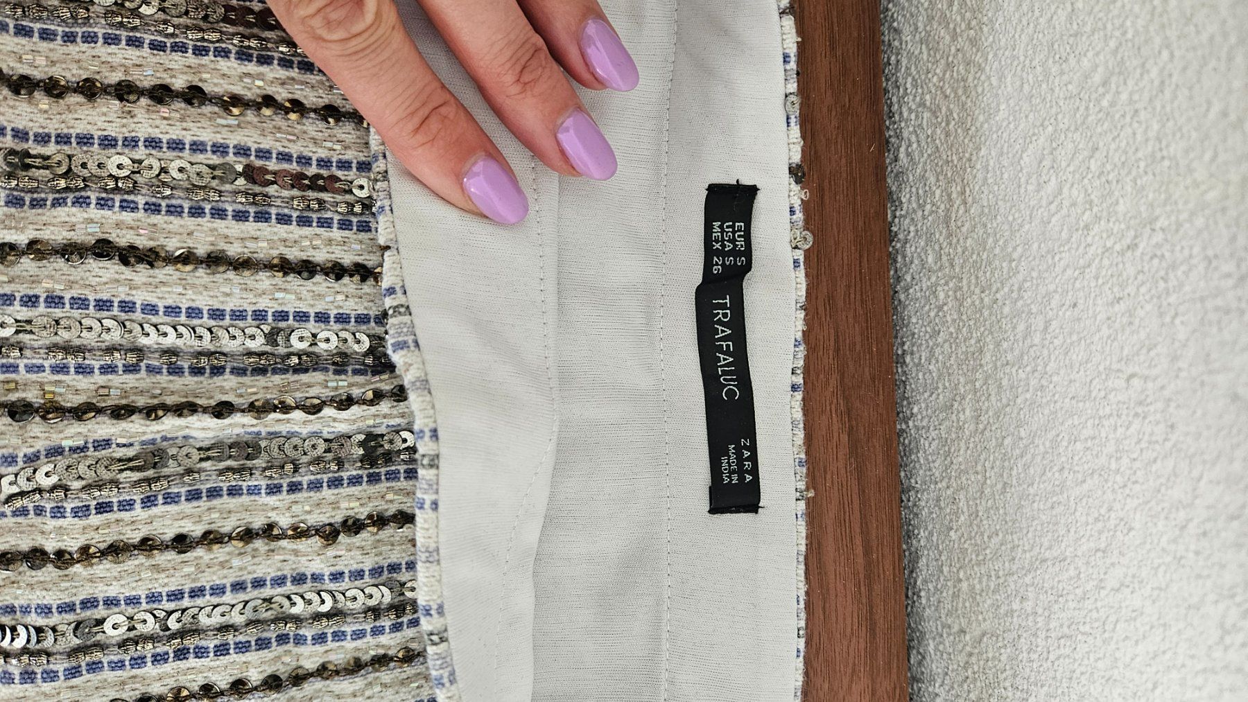 Zara Gonne: Jupe Zara à sequin, taille S – Usato da Sion venduto da tiff_1992 1