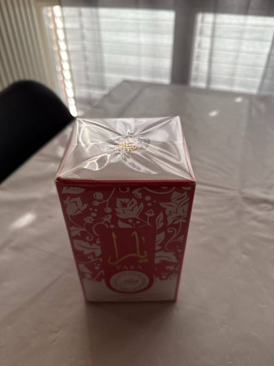 Lattafa Parfums & Eau de Toilette: Yara parfum  – Neuf avec emballage d'origine à Monthey par Jennfred85 1