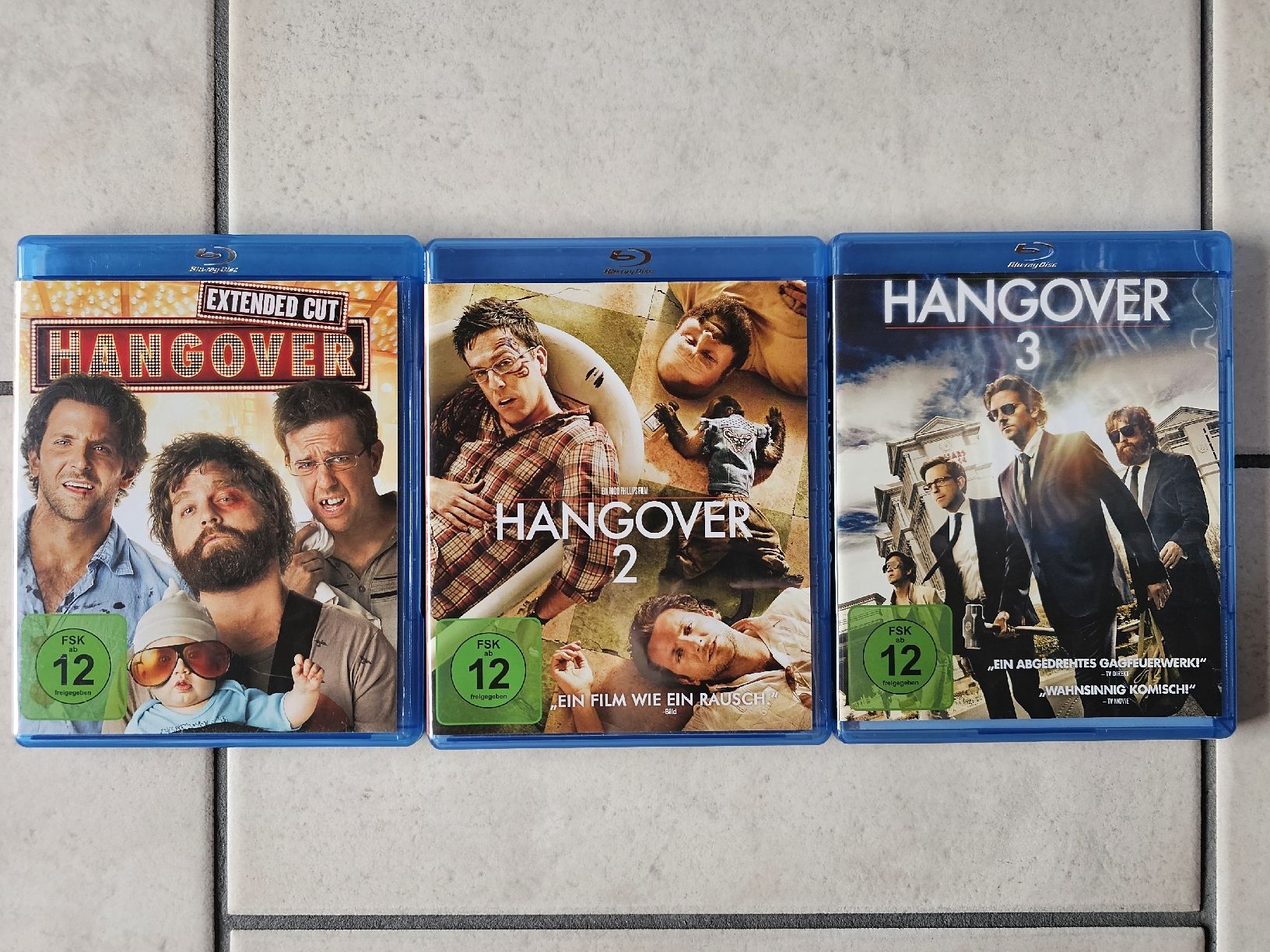 Tutti i DVDs: Hangover  -  Teil 1 - 3  /  Bluray – Usato da Schneisingen venduto da backstore24