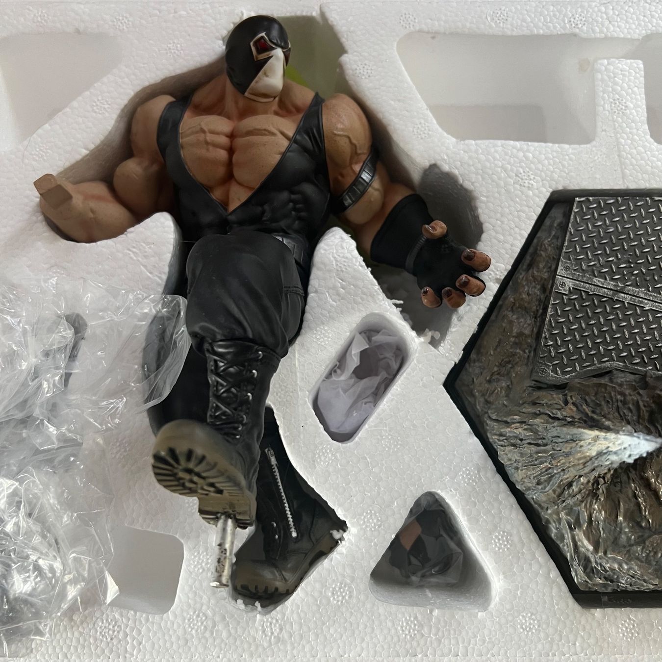 Figuren: Bane Iron Studios Exclusive Statue DC Comics – Gebraucht aus Riniken von Janayuga 4