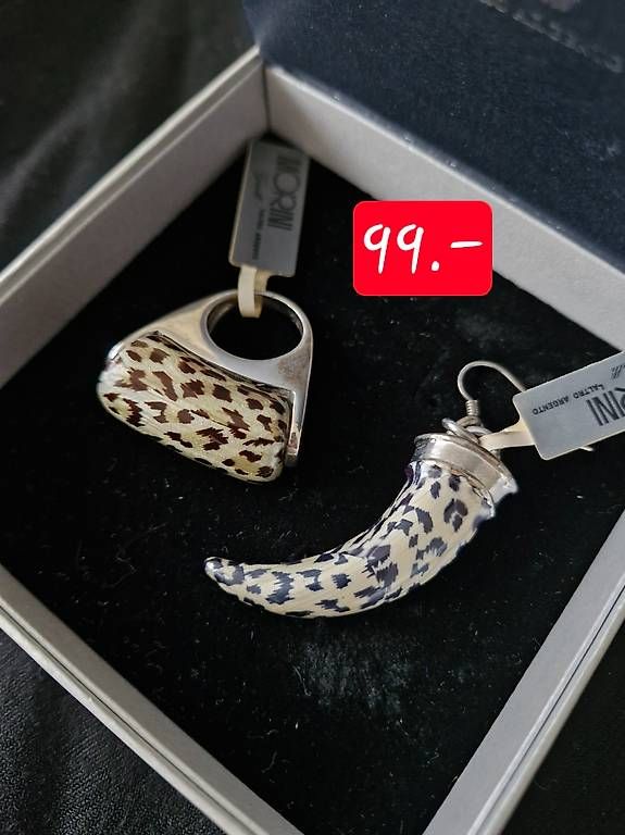 Autres bijoux: Bijoux en acier  – D'occasion à Romanel-s-Lausanne par lor_dvf8