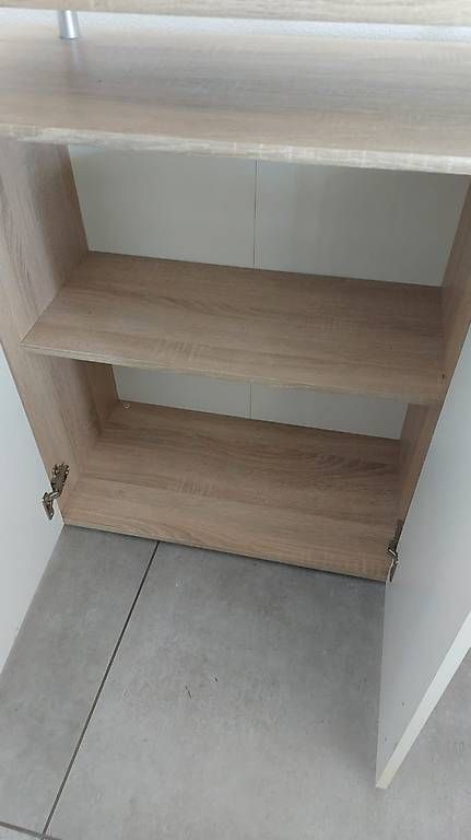 Cassettiere: Modernes Sideboard / Kommode  Holzoptik & Hochglanz-Weiss  – Usato da Full-Reuenthal venduto da ral_w2p2 2