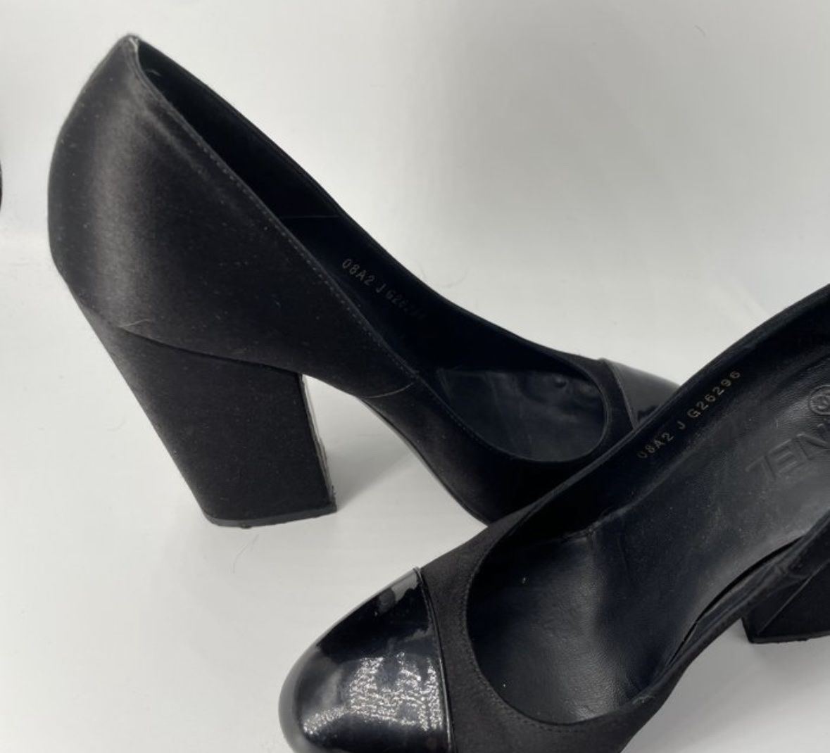 Chanel Scarpe da donna: Chanel Pumps Grösse 38.5 – Usato da Chur venduto da Milargo 1