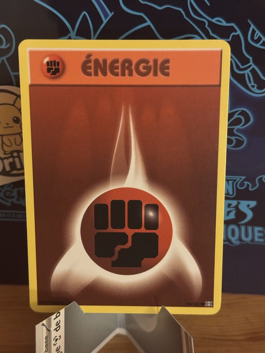Pokémon Carte collezionabili: Carte Énergie série Evolutions 96/108 FR – Usato da Lausanne venduto da Dri_Shop