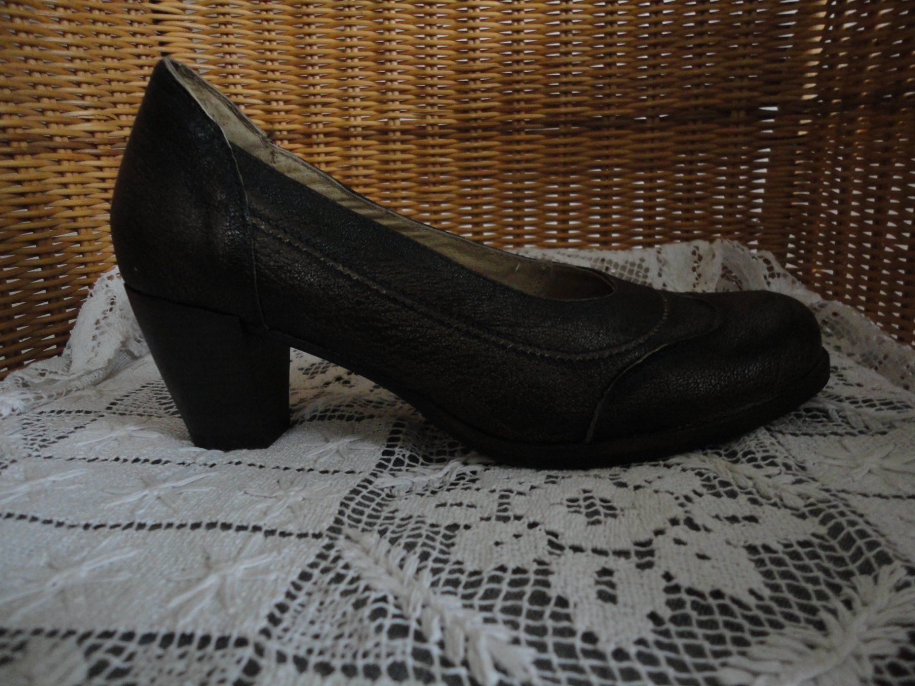 Scarpe da donna: Pumps Dkode Gr. 38 braun-schwarz VERSAND – Nuovo (secondo la descrizione) da Strengelbach venduto da Traumgarten