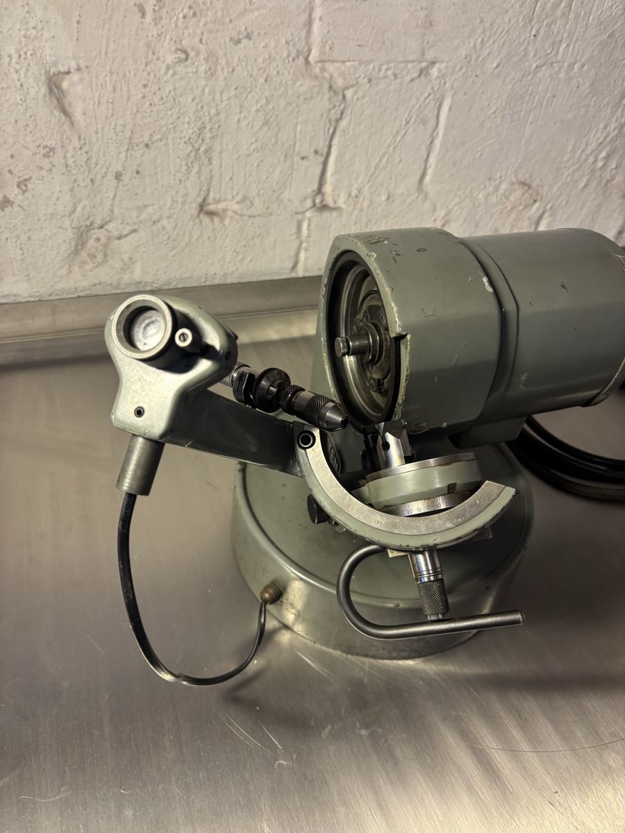 Christen Tutte le macchine: Christen bohrerschlaifmaschine – Usato da Schaffhausen venduto da sim_wc2z 1