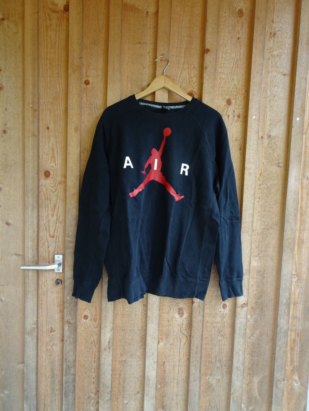 Nike Maglioni & Felpe: Schwarzer Nike Air Pullover Gr. XL - 42573 – Usato da Küssnacht am Rigi venduto da Good4Deckeli