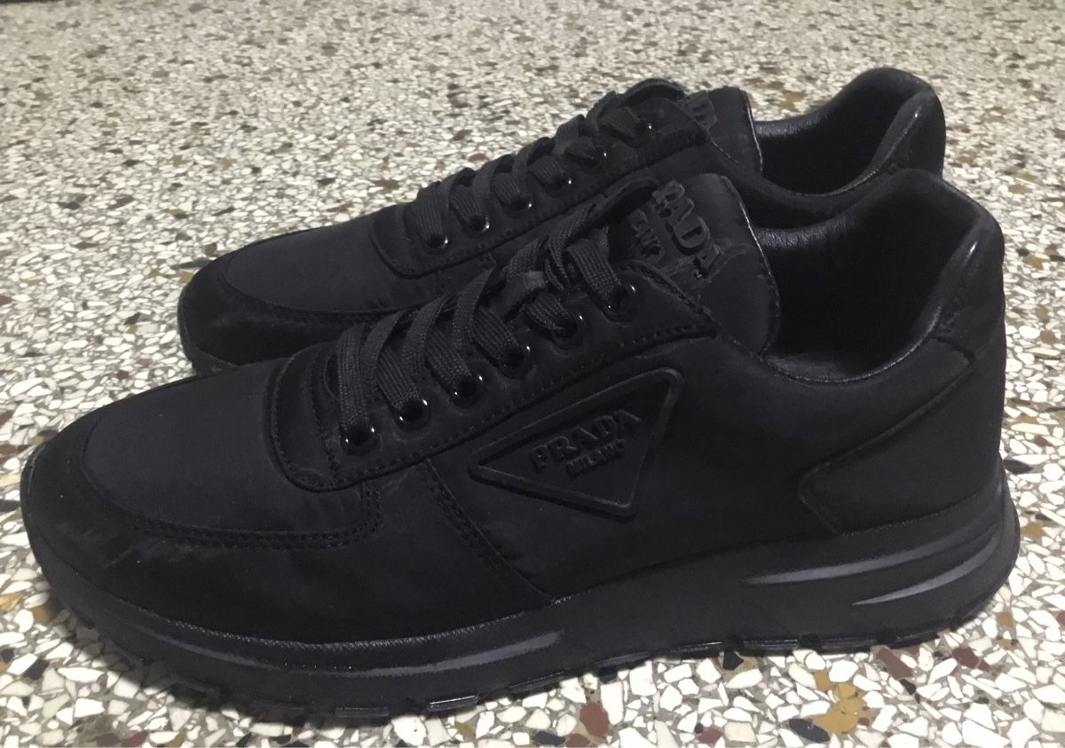 Prada Scarpe da uomo: Prada Sneakers – Usato da Schlieren venduto da Jeajet