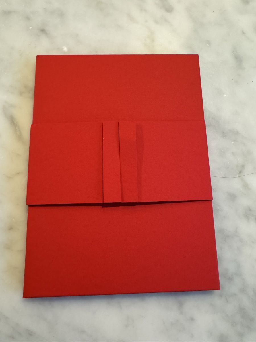 Tutte le decorazioni: Ferrari Geschenk Factory Tour original – Nuovo e nell'imballaggio originale da Villmergen venduto da Pacsav 1