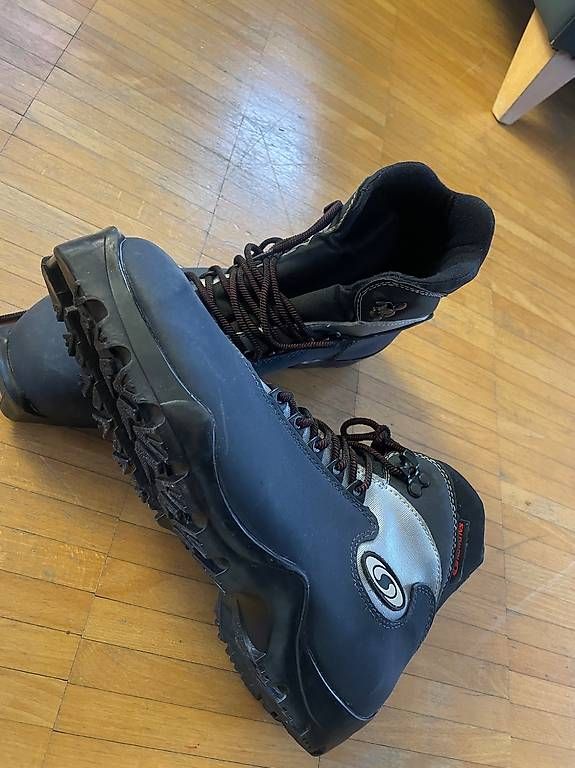 Scarpe da uomo: Salomon Langlaufschuh klassisch 45 – Usato da Stäfa venduto da Phphch 3