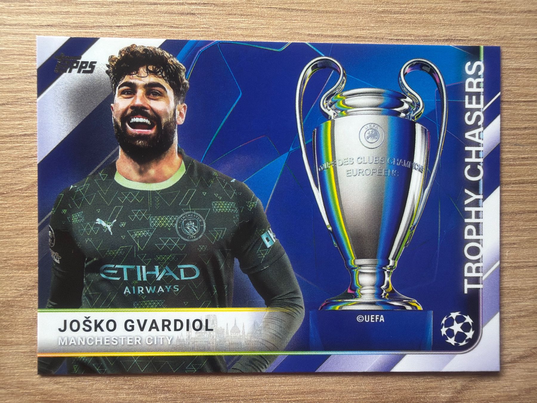 Topps Carte collezionabili: Soccer Josko Gvardiol Trophy Chasers Topps Flagship 25/26 – Usato da Netstal venduto da Clutch79Cardz