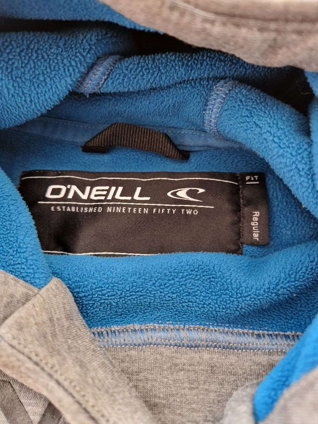 O'Neill Maglioni & Felpe: Pullover O'NEILL Gr. 122 – Usato da Davos-Dorf venduto da Bpelikan 2