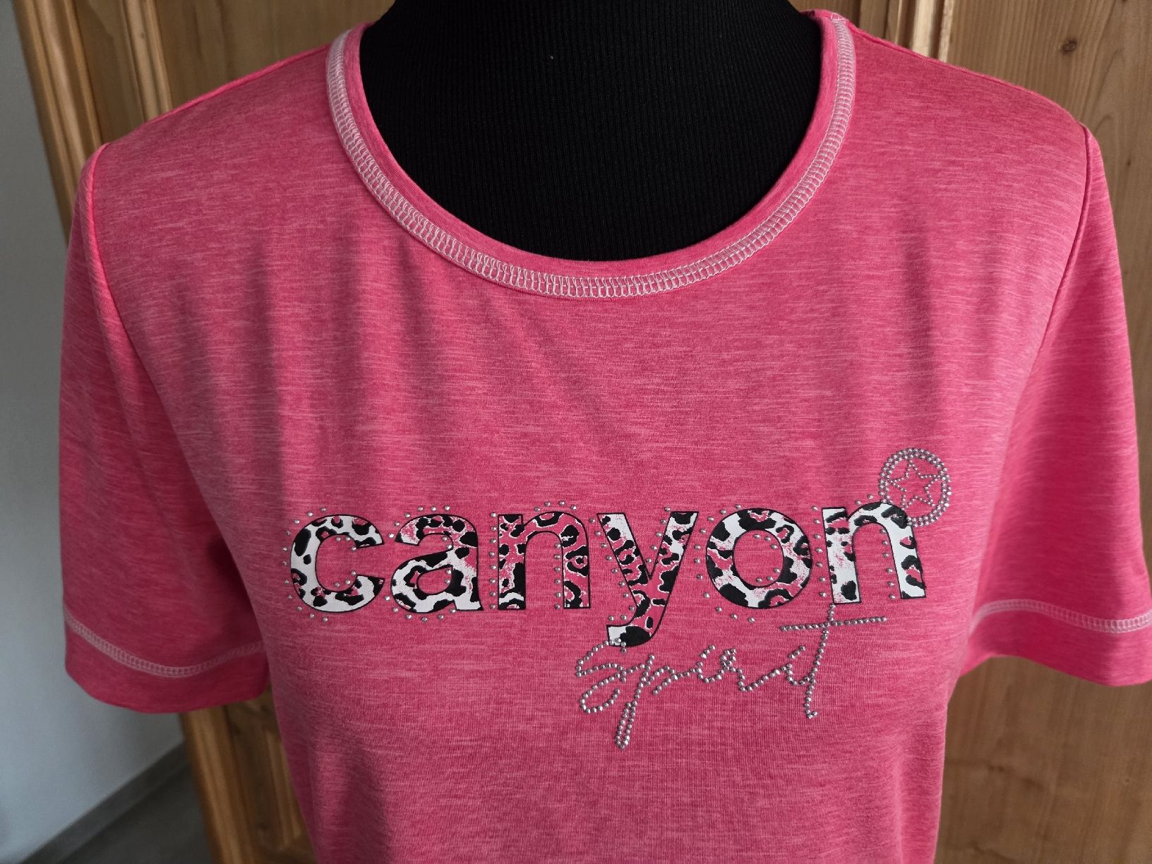 Canyon T-Shirts: schönes T-Shirt, Canyon – Neu (gemäss Beschreibung) aus Wiesendangen von Sinhuk 1
