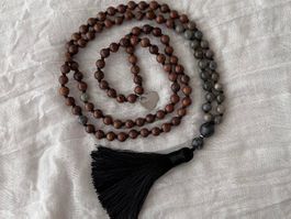 Mala en labradorite & bois de santal