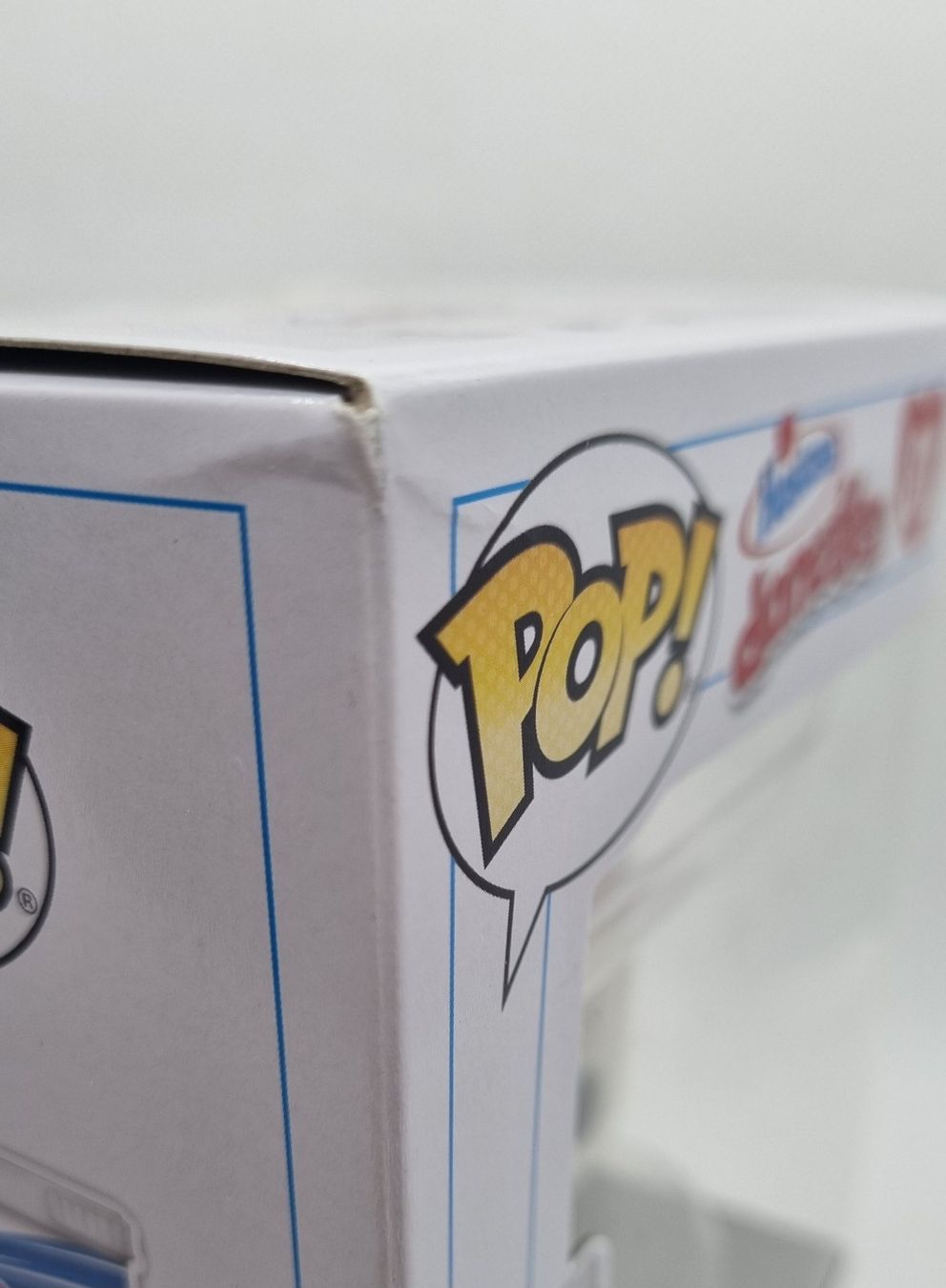 Funko Statuette: Funko POP! Donettes - Powdered Donettes – Usato da Vernayaz venduto da fnkochase 7
