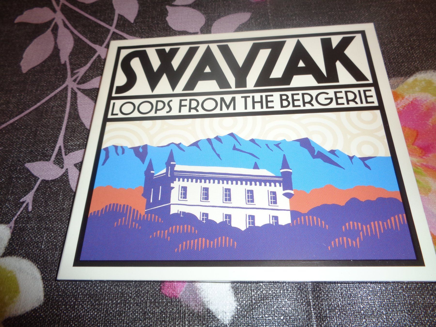 CDs: Swayzak - Loops from the Bergerie CD – Gebraucht aus Olten von Disc-Ausverkauf