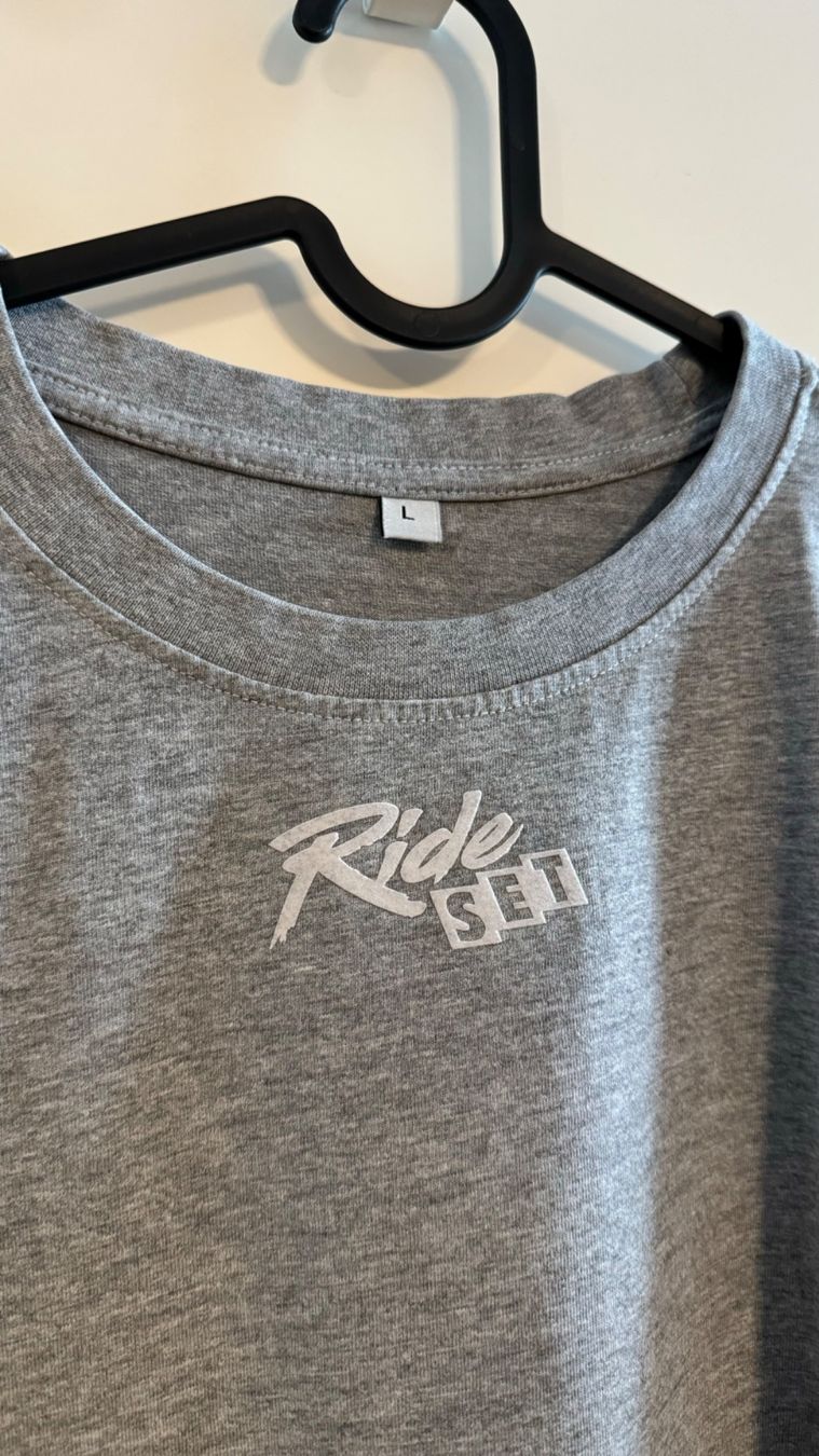 T-shirt: RideSet Oversized T-Shirt Grau Grösse L – Usato da St. Gallen venduto da raphael.daehler 7