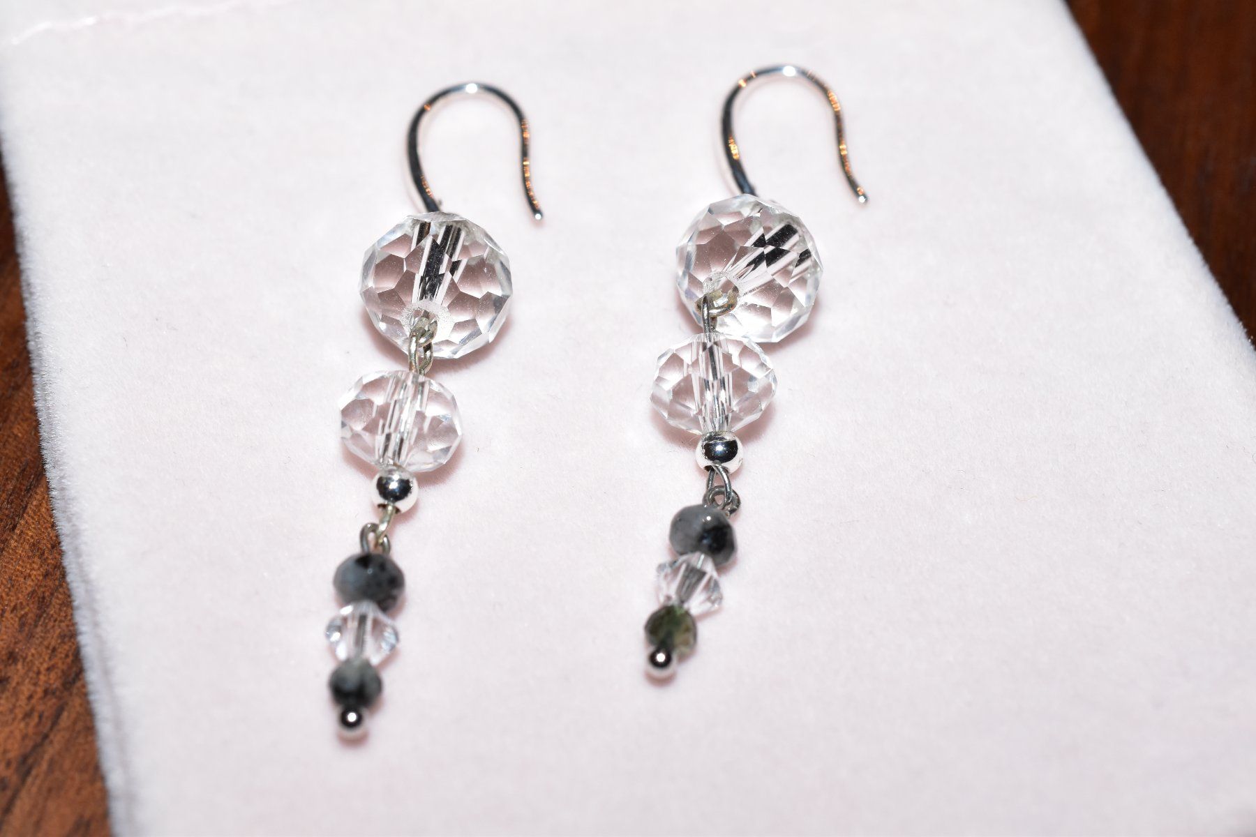 Orecchini pendenti & Orecchini a lobo: Elegante Ohrhänger mit Kristall Kugeln – Nuovo e nell'imballaggio originale da Laufen venduto da eichhorn15 3