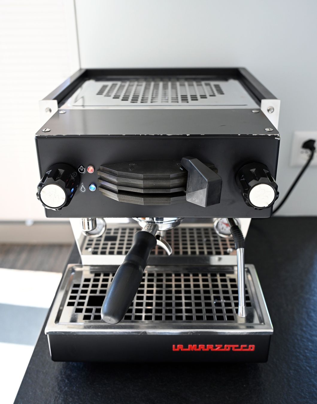 Kaffeemaschinen & Espressomaschinen: La Marzocco Linea Mini mit Kaffeemühle Ceado-E6P – Gebraucht aus Zürich von Zwirbelten