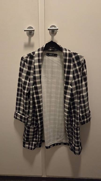 Giacche: schwarz weiss karierter Blazer, S/36 – Usato da Bern venduto da nigq