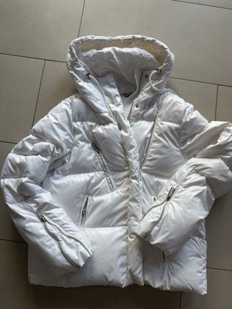 Daunenjacke im Weiss Grösse S-M