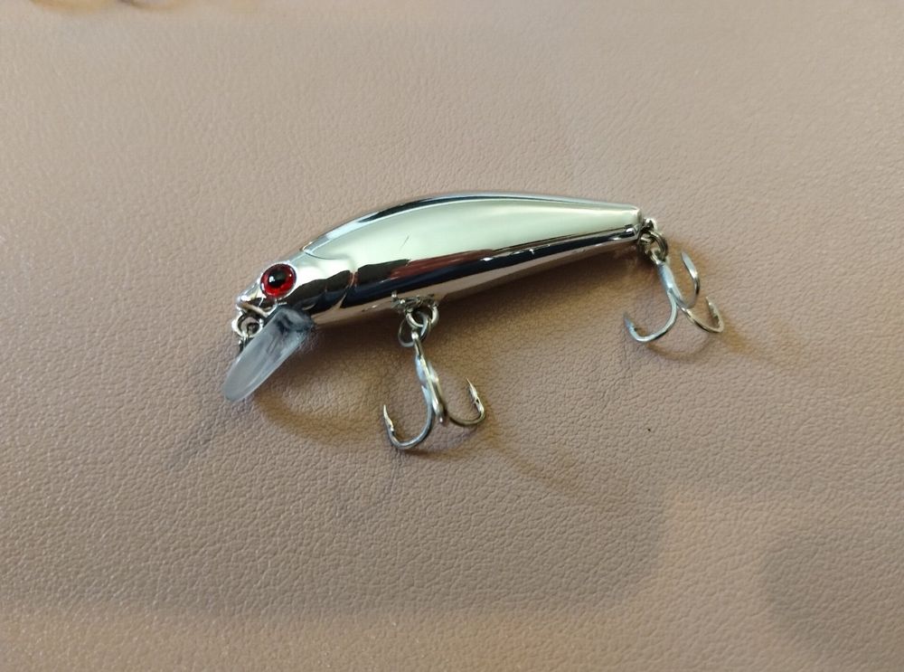 Leurre De Pêche Rebelle Vintage - 4,5" - Dans Sa Boîte D'origine - Neuf