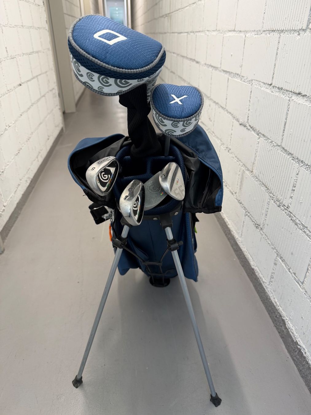 Clubs & Sets: Cleveland Junior Kinder Golfset Gr. M – D'occasion à Zürich par Mickee1 6