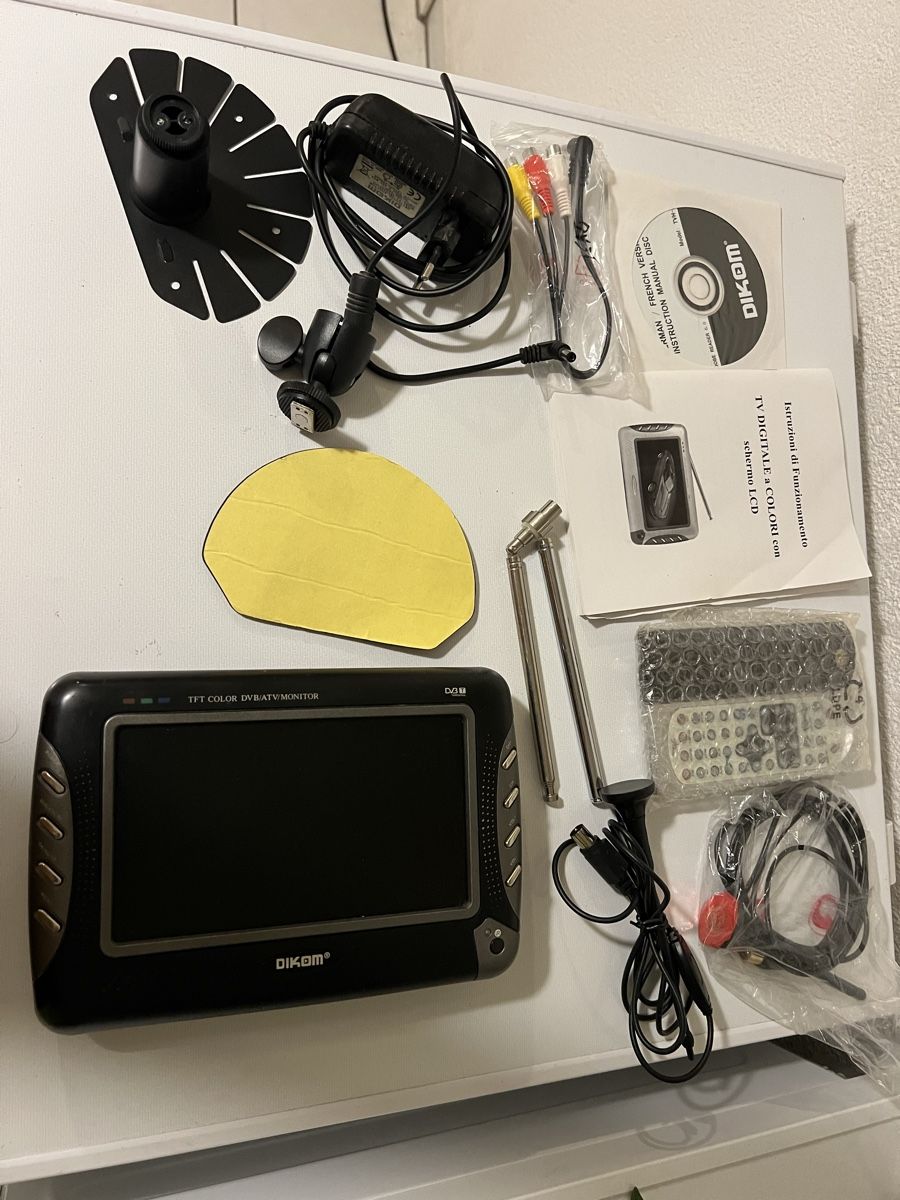 Televisori: Tv Portabel DVB-T mit Verpackung  – Usato da Neuenhof venduto da Willi111 2