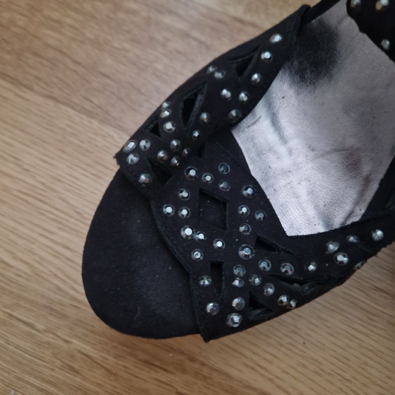 Dosenbach Scarpe da donna: Highheels schwarz Gr. 39 Glitzersteine Catwalk – Usato da Frenkendorf venduto da gca_d2qp 1