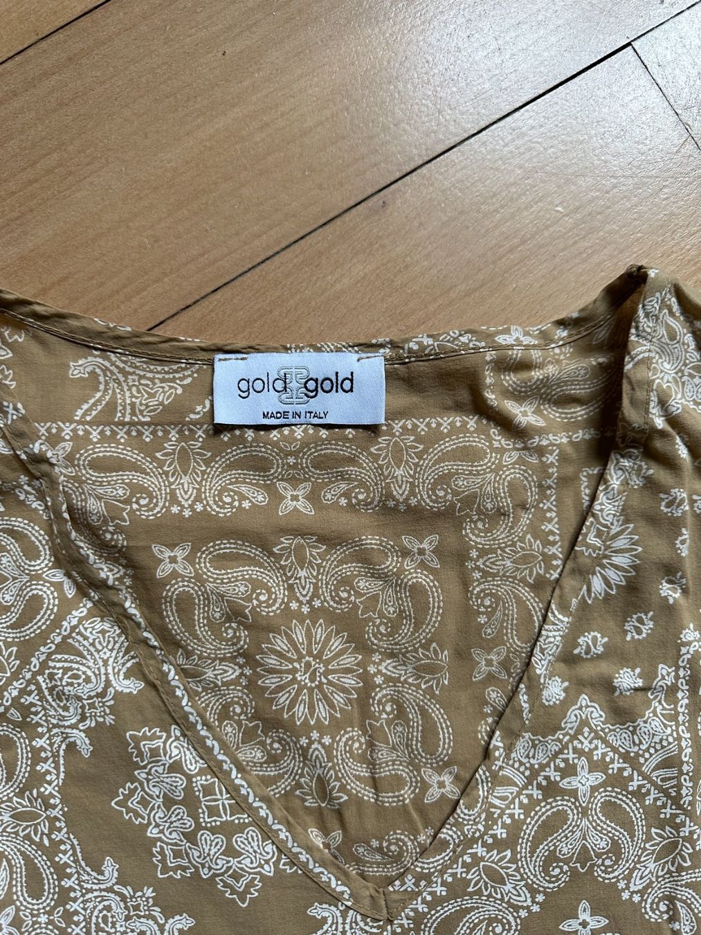 Kleider: GOLD GOLD - Kleidchen beige-weiss – Gebraucht aus Zürich von Diazaio 3