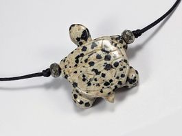 Dalmatiner-Stein Schildkröten Kette/Anhänger mit Pyrit