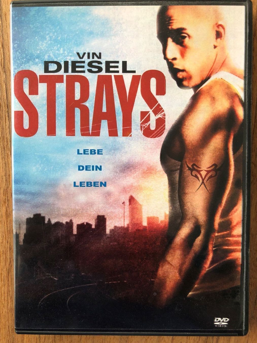 Tous les DVDs: DVD Strays – D'occasion à Belp par brb66