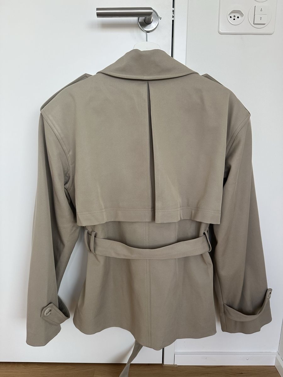Cappotti: Meshki Trenchcoat – Usato da Neuhausen venduto da ann_t9kn 5