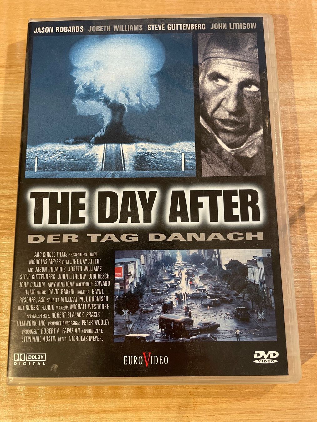 Tutti i DVDs: THE DAY AFTER - DER TAG DANACH – Nuovo (secondo la descrizione) da Münchenstein venduto da Xmen0
