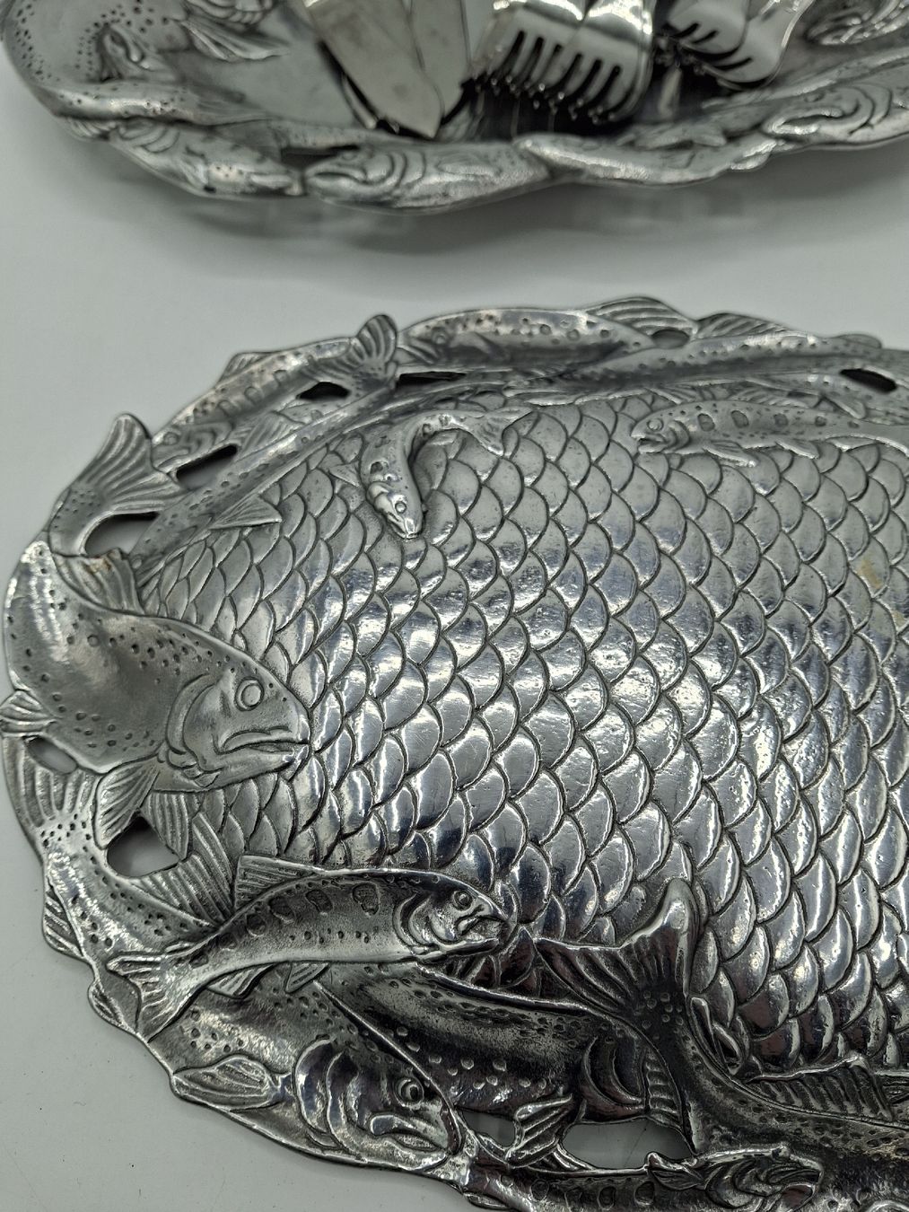 Piatti di portata: Plat a poisson avec couvert  – Usato da Le Lignon venduto da vanessatrolliet 4