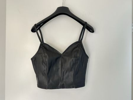 About You Top Kunstleder schwarz Grösse 38 Zustand neu
