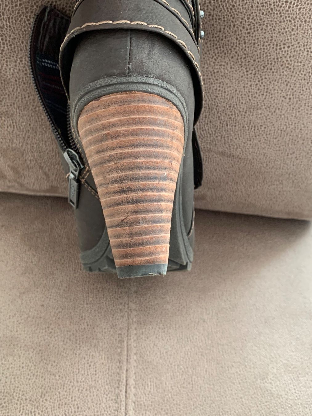 Scarpe da donna: Damen Stiefeletten – Usato da Huttwil venduto da Nedja0 6