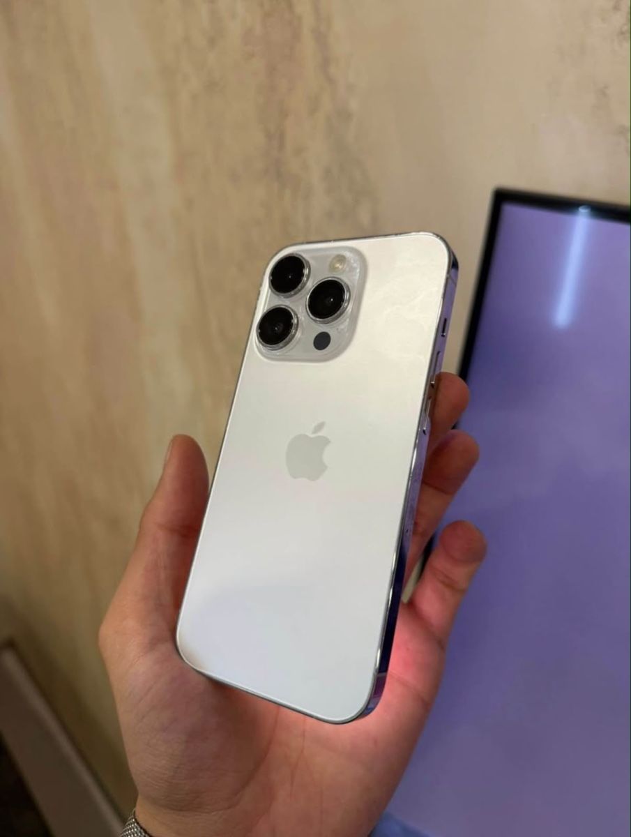 Apple Handys / Smartphones: Iphone 14 pro 128 gb perfect !! – Neu (gemäss Beschreibung) aus Chippis von mig_8ns6 1