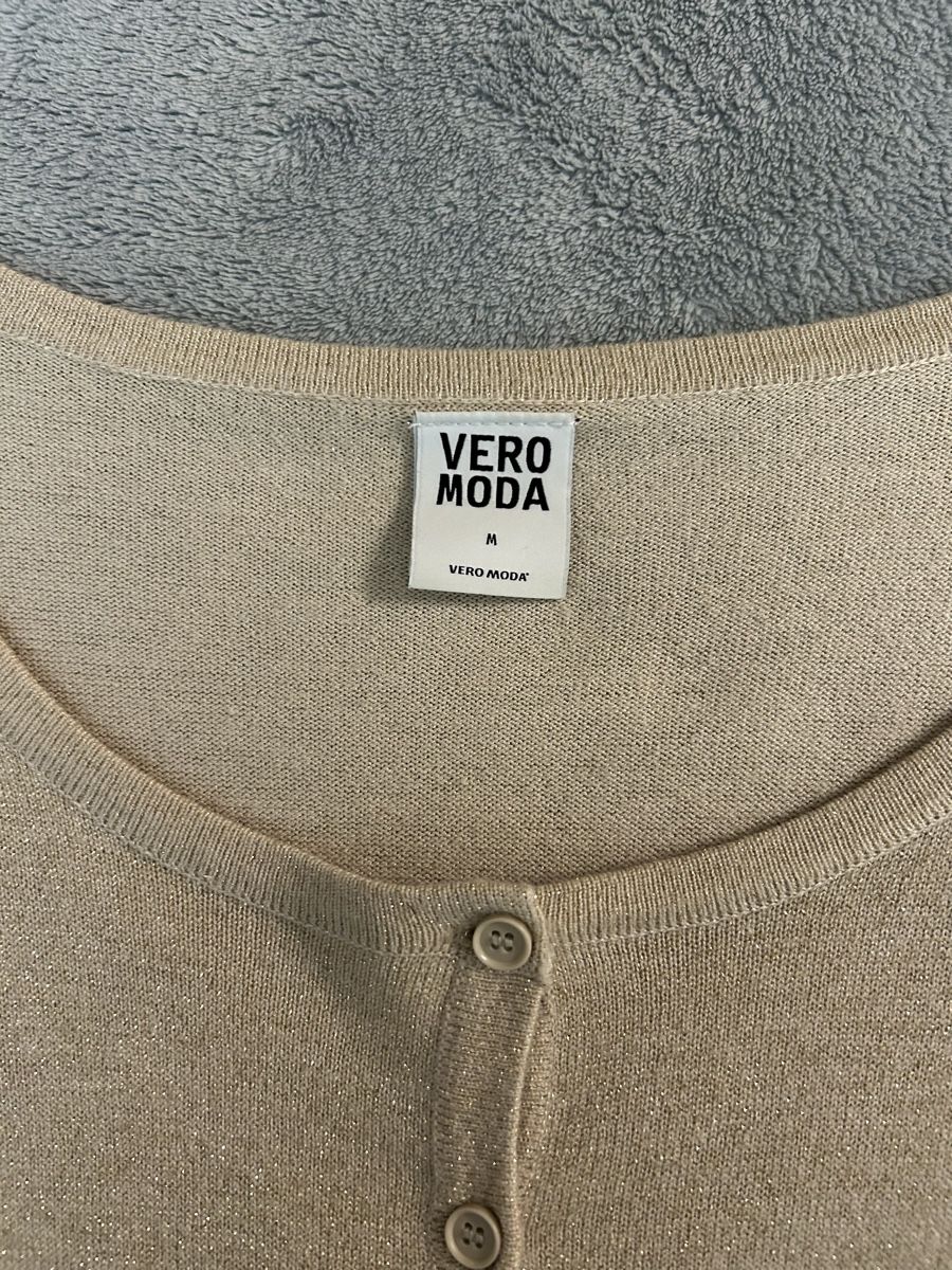 Vero Moda Gilet & Giacche senza maniche: Gilet Vero Moda – Nuovo (secondo la descrizione) da Yverdon-les-Bains venduto da Little_M0nster 3