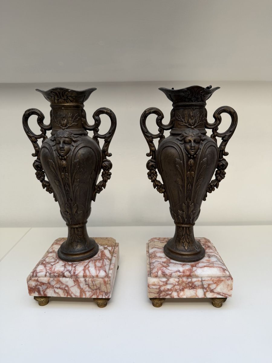 Vase & Récipients: Vintage Bronze Vases with Marble Base – D'occasion à Muttenz par c.car 7