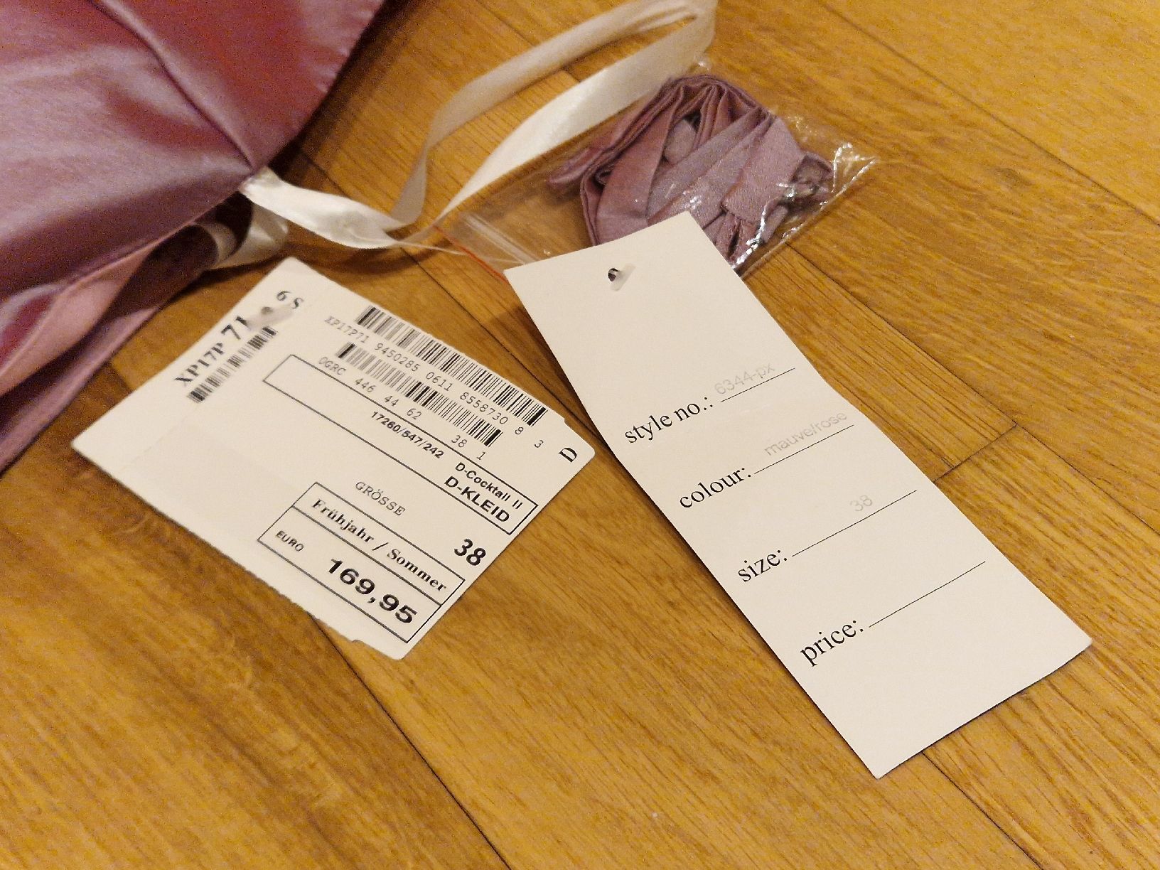 Vestiti: Cocktailkleid mit Jäckli, Ungetragen – Nuovo e nell'imballaggio originale da Stadel venduto da Smile_crying 3