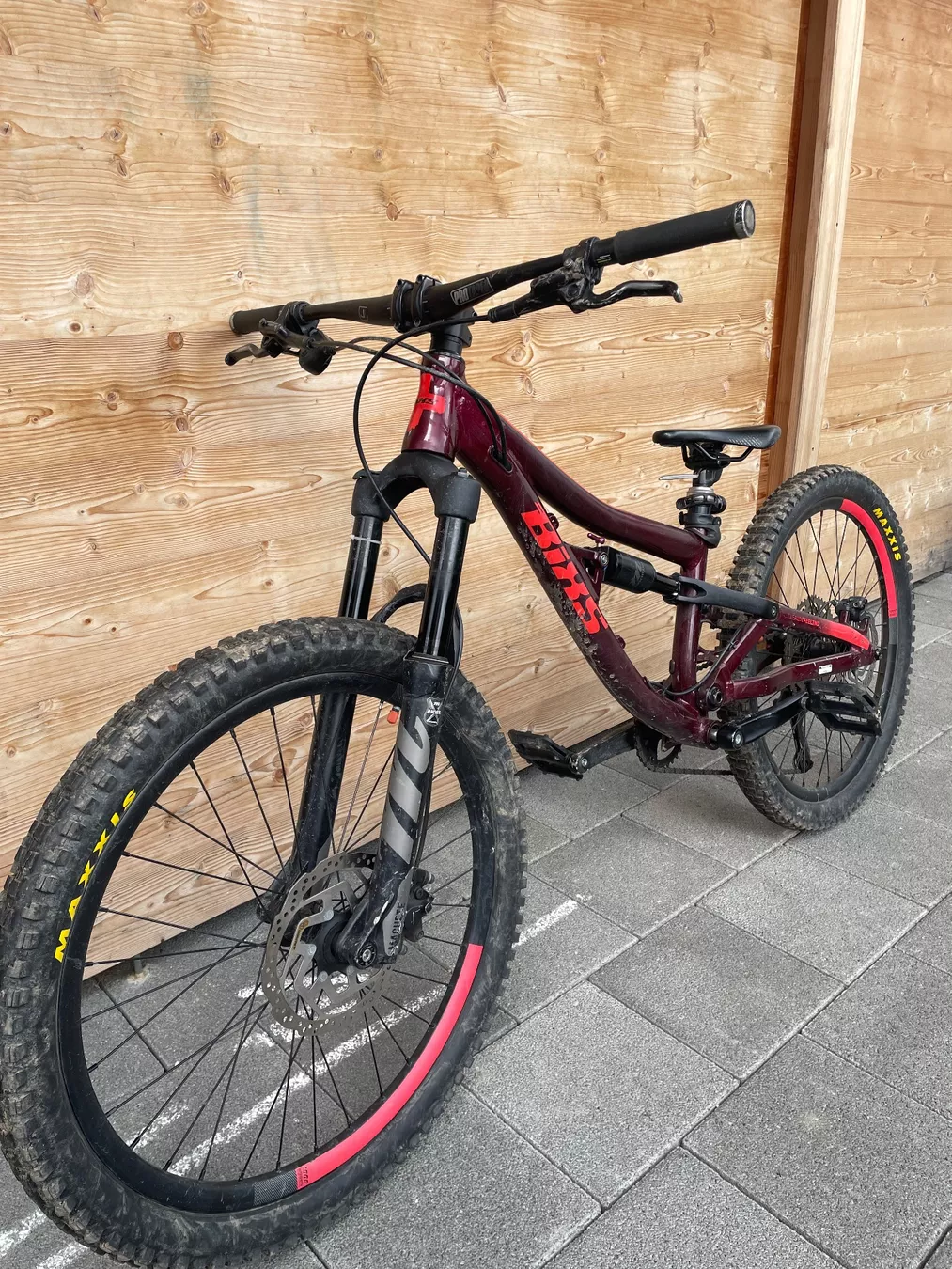 rockshox reverb sattelsttze RockShox Reverb Stealth Vario-Sattelsttze 31.6 mm (Travel 125 mm)   RAAAD.de